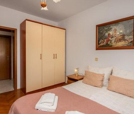 Apartment Sabina&Zoran Malinska Exteriör bild