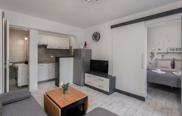 Apartment Sabina&Zoran Malinska Exteriör bild