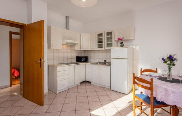 Apartment Sabina&Zoran Malinska Exteriör bild
